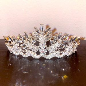 Head band crown